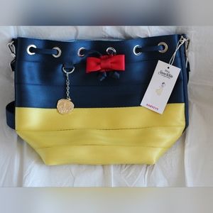 Harveys Seatbeltbags Snow White Park Hopper New With Tags Disney Seat Belt
